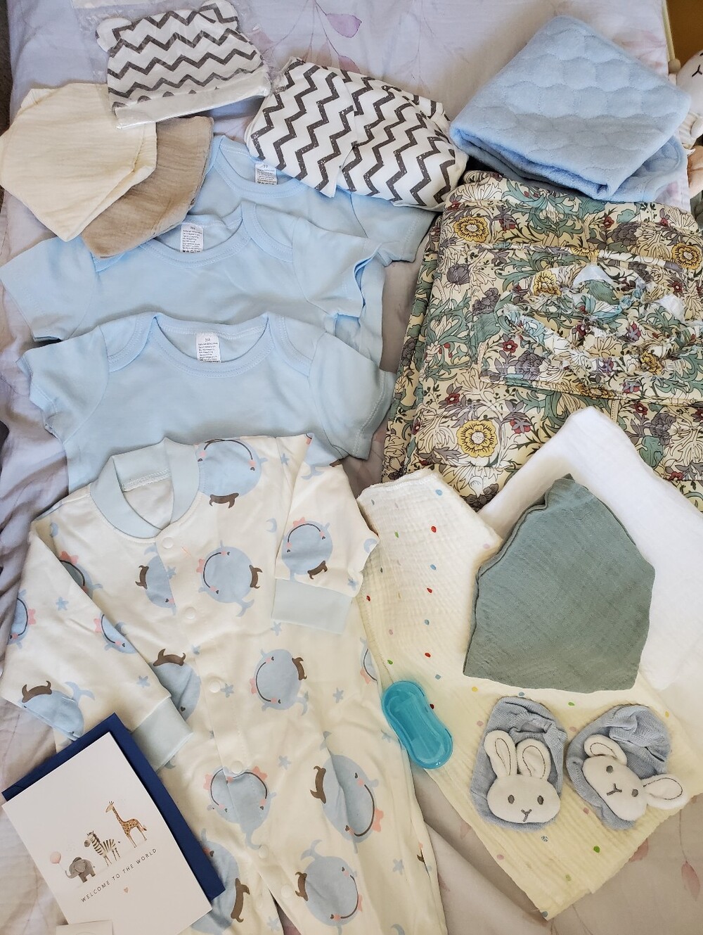 Luxury Baby Boy Gift Basket Thoughtfully Curated Blue Newborn Essentials - Picture 2 of 11